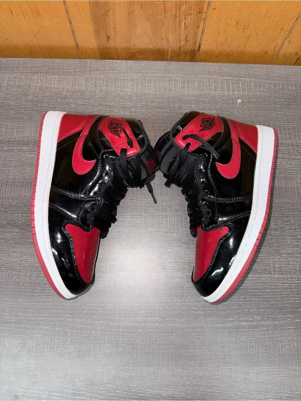 Jordan Men’s Retro High Top Sneakers Black and Red